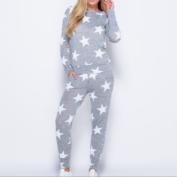 CAMILLE Star Print Loungewear - Picture 2 of 4